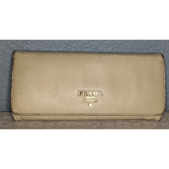 Prada Saffiano Leather Long Bifold Wallet Off White Authentic - Picture 1 of 16